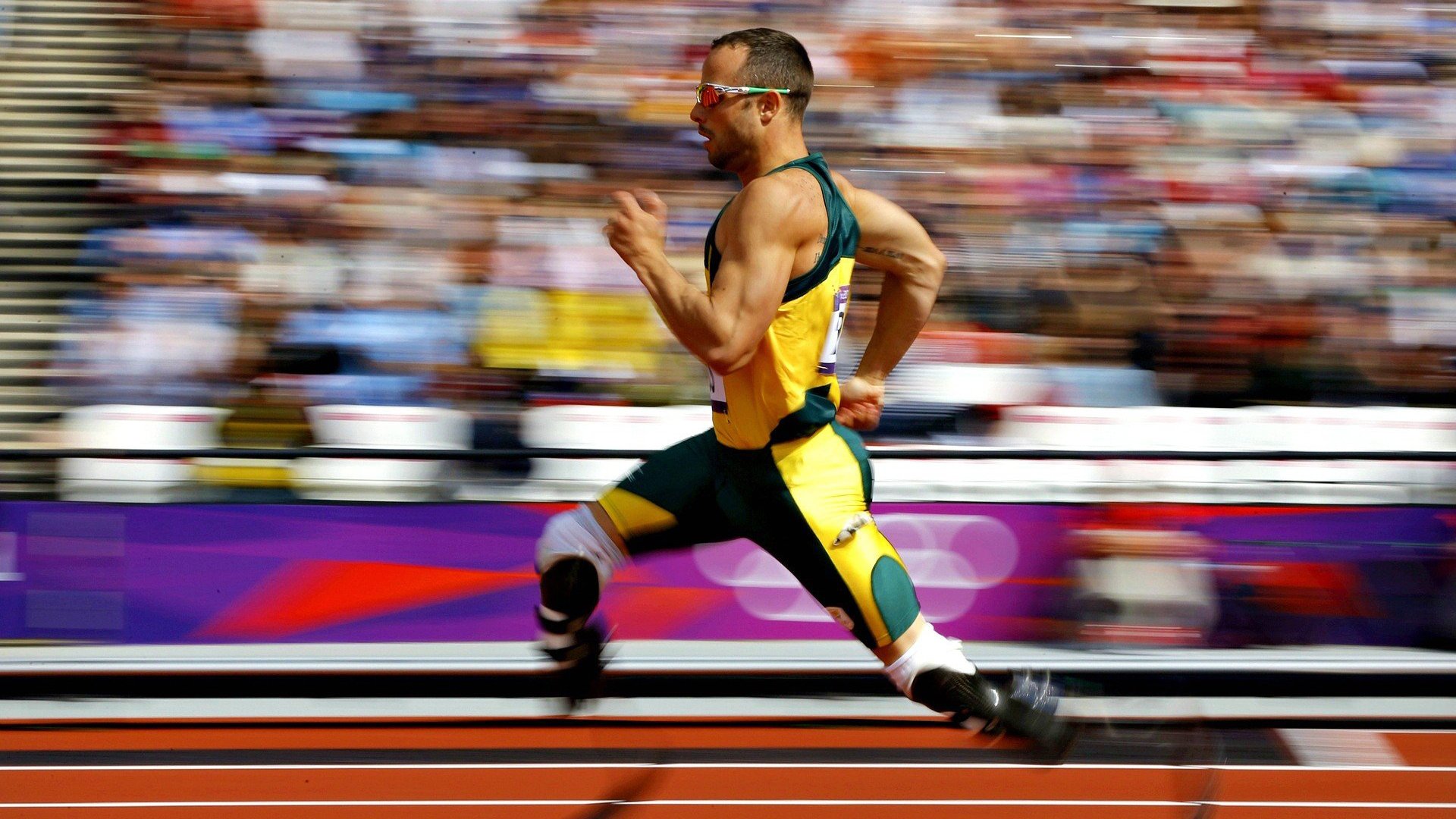 阿曼队取得惊人胜利 喀麦隆遭遇困境，喀麦隆足球巨星